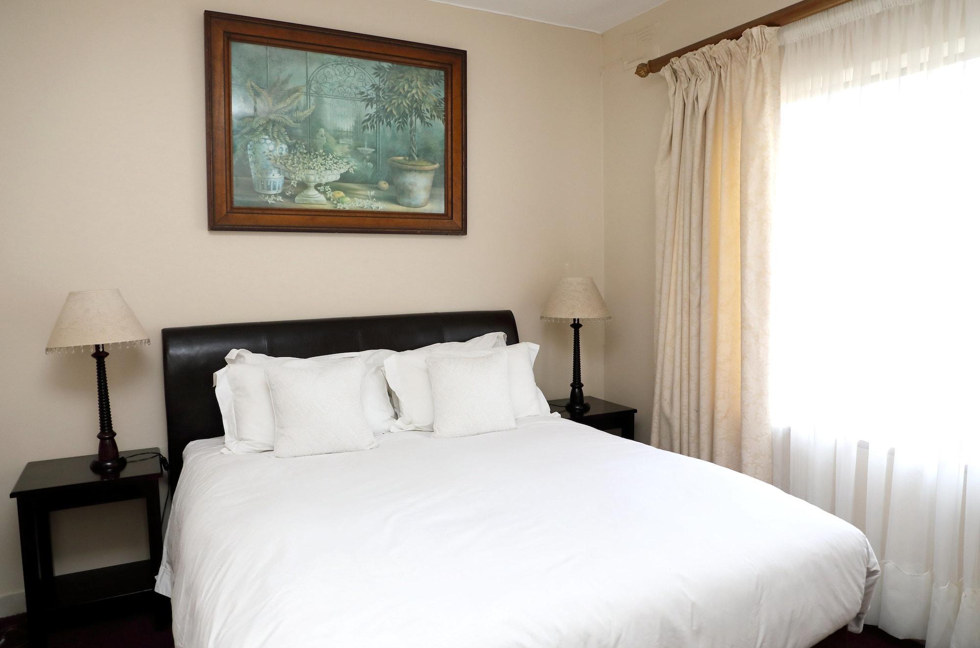 Kingston Place Guesthouse เดอร์บัน ภายนอก รูปภาพ