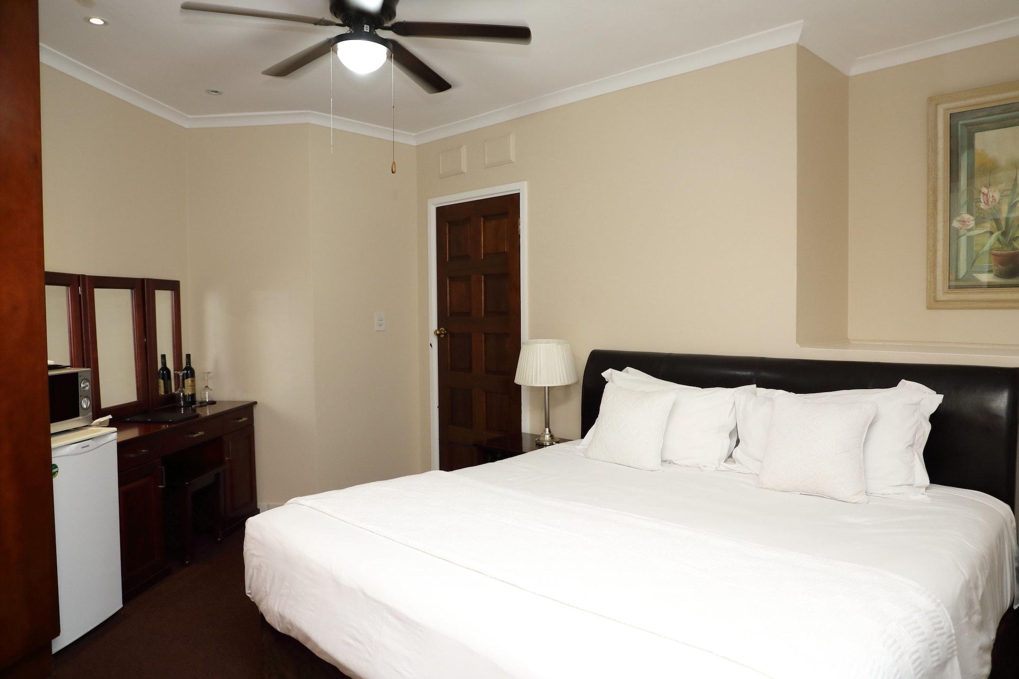 Kingston Place Guesthouse เดอร์บัน ภายนอก รูปภาพ
