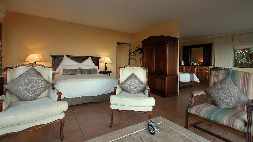 Kingston Place Guesthouse เดอร์บัน ภายนอก รูปภาพ