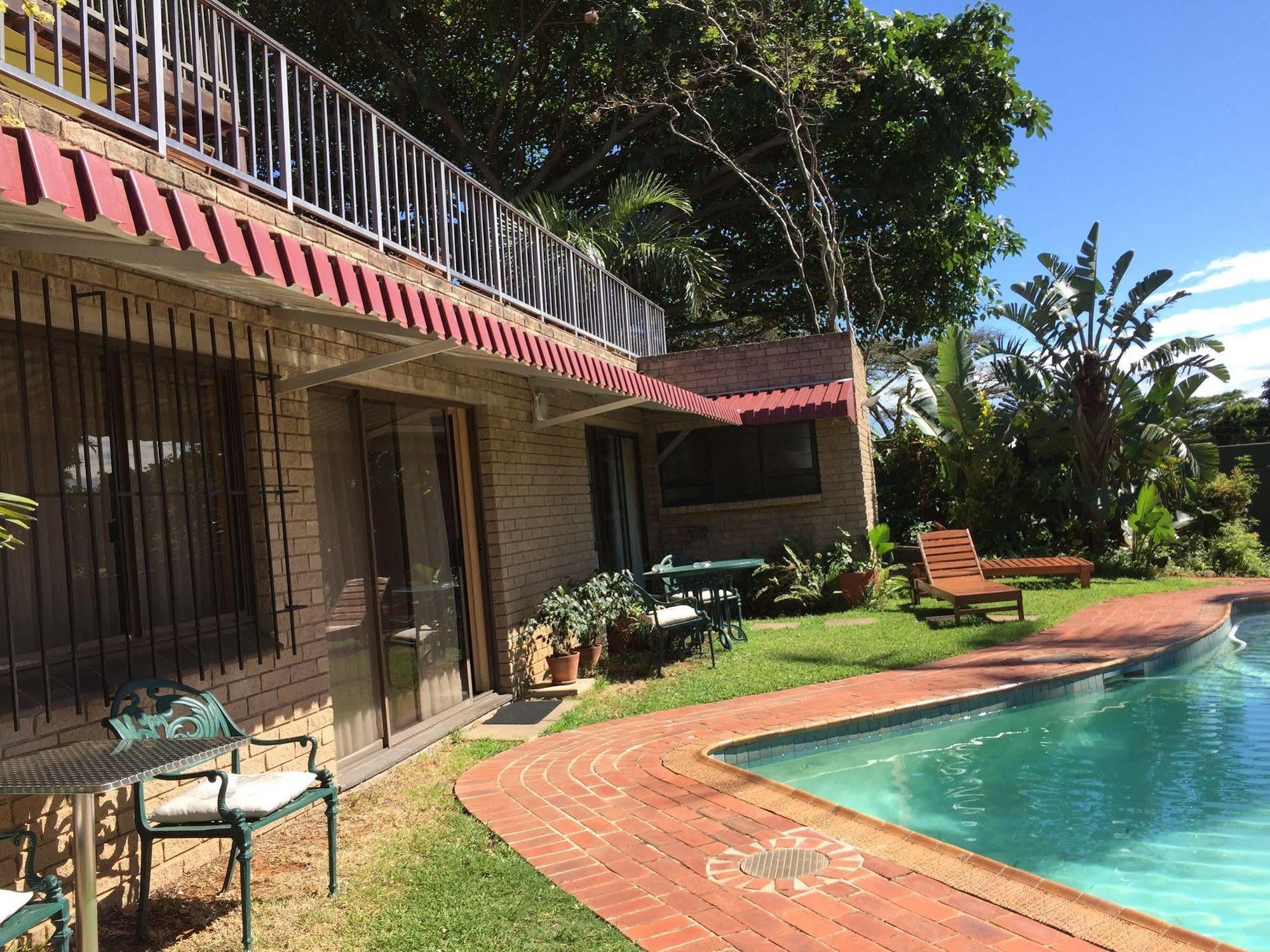 Kingston Place Guesthouse เดอร์บัน ภายนอก รูปภาพ